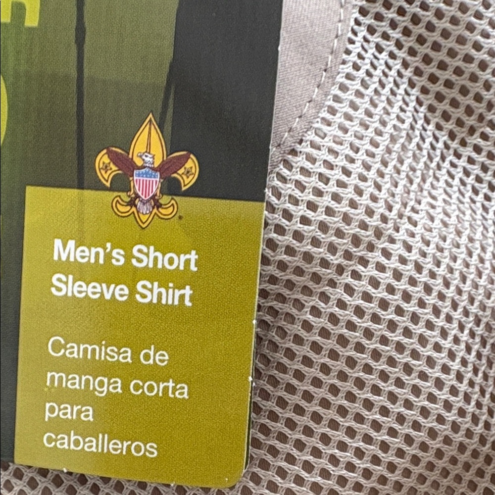 Mens Boy Scout uniform shirt. - Picture 4 of 4